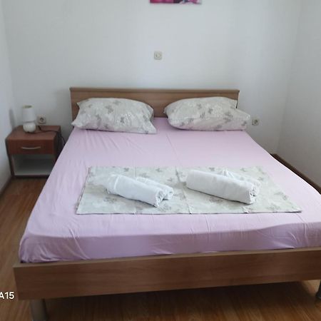 Apartmani Kulas Pakoštane Εξωτερικό φωτογραφία