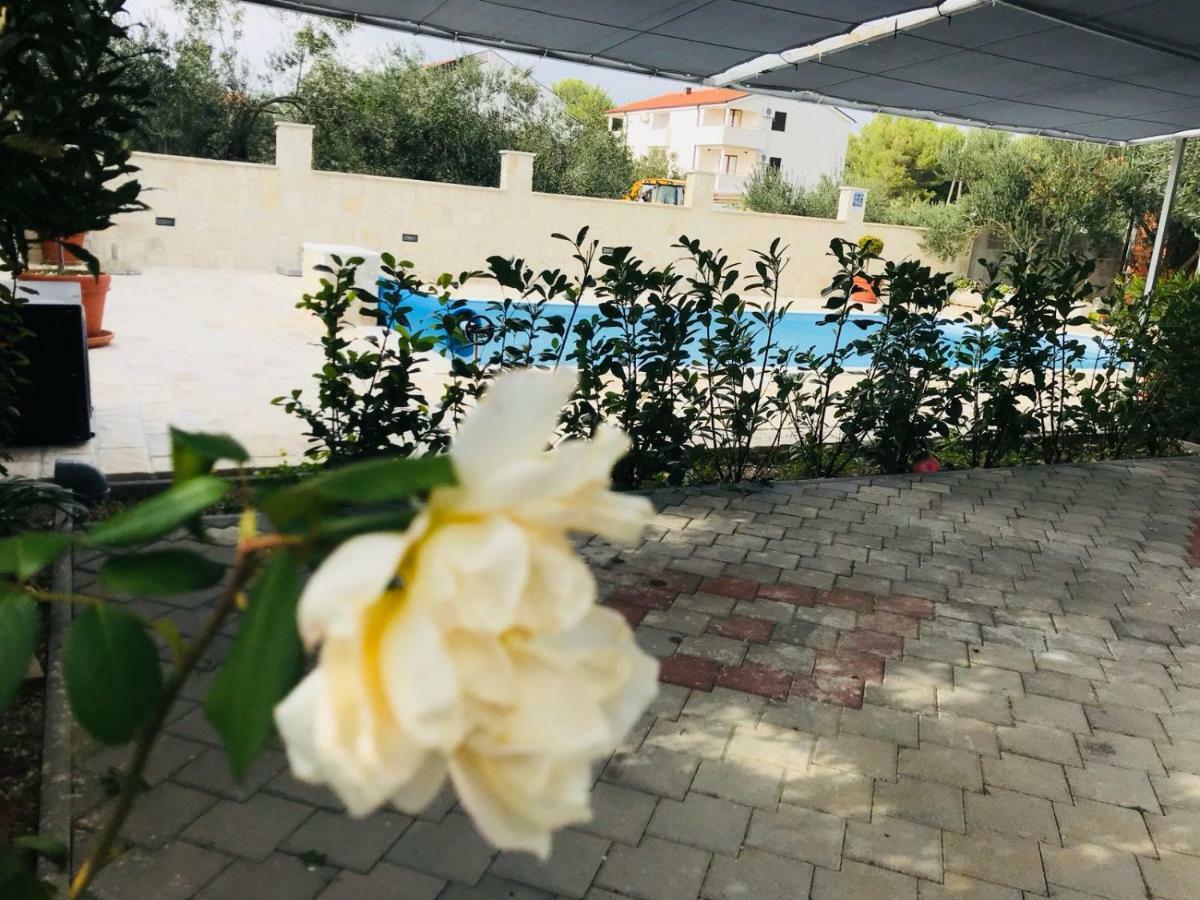Apartmani Kulas Pakoštane Εξωτερικό φωτογραφία