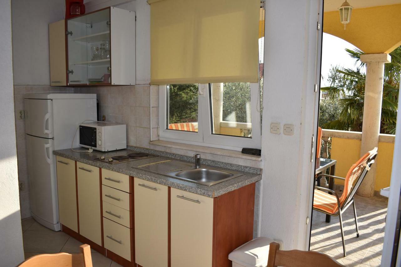 Apartmani Kulas Pakoštane Εξωτερικό φωτογραφία